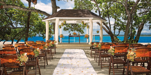 Sunscape® Akumal Beach Resort Spa Riviera Maya Credito Divulgacao 1 Acima de tudo, o Sunscape Akumal Beach Resort & Spa, em Riviera Maya, no México, se enquadra bem na relação de hotéis para casamentos | Crédito: Divulgação