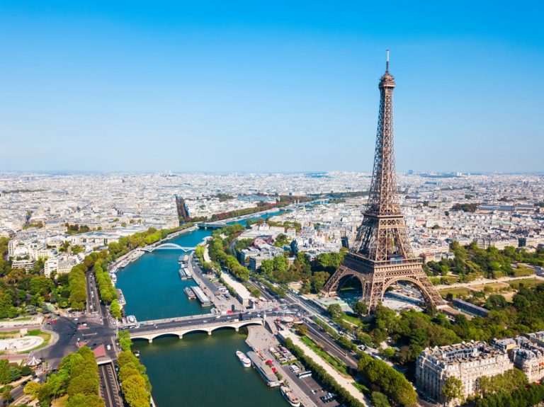 Paris Franca shutterstock 1829492048