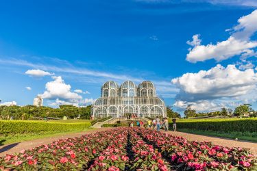 cartões-postais Primavera - Jardim Botânico - Curitiba - Paraná | Crédito: Shutterstock.com