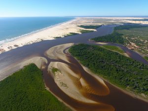 Lencois Maranhenses Caio Pederneiras shutterstock 1832953987 1