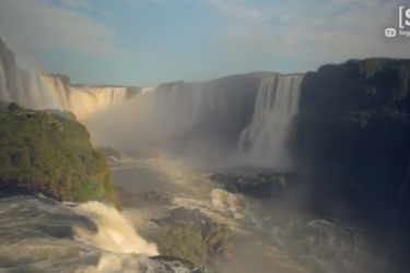 FOZ DO IGUAÇU – O PARAÍSO DAS ÁGUAS