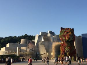 Museu Guggenheim Bilbao - Bilbao | Crédito: ChatridelSevilla - Pixabay Museu Guggenheim Bilbao - Bilbao | Crédito: ChatridelSevilla - Pixabay