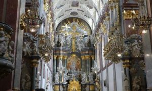 Santuário da Virgem Maria, em Czestochowa destino de peregrinos católicos | Crédito: Larissa Faria Santuário da Virgem Maria, em Czestochowa destino de peregrinos católicos | Crédito: Larissa Faria