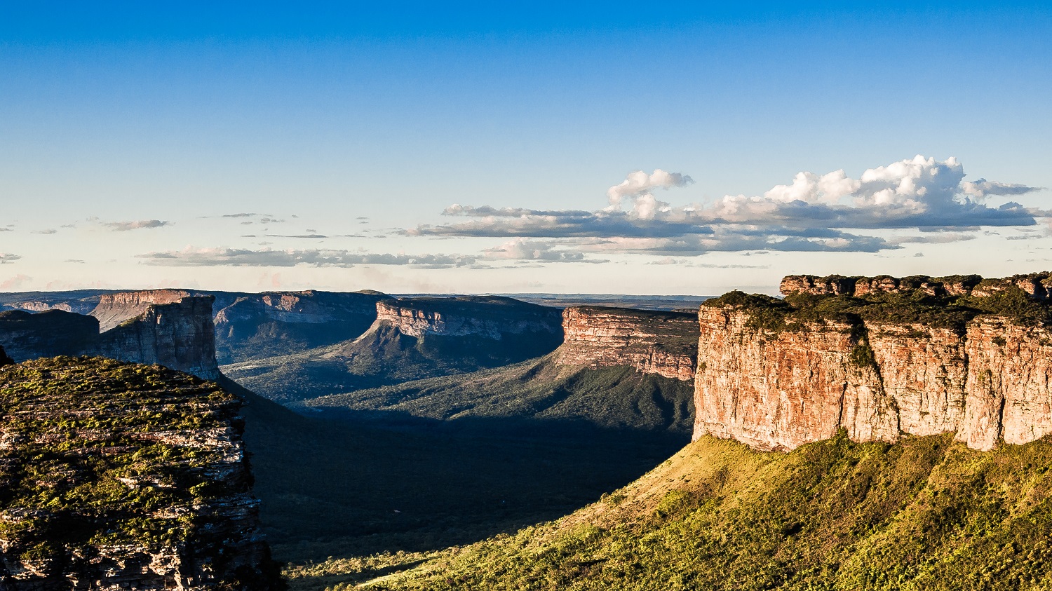 Chapada Diamantina x Chapada dos Guimarães: qual é a sua?
