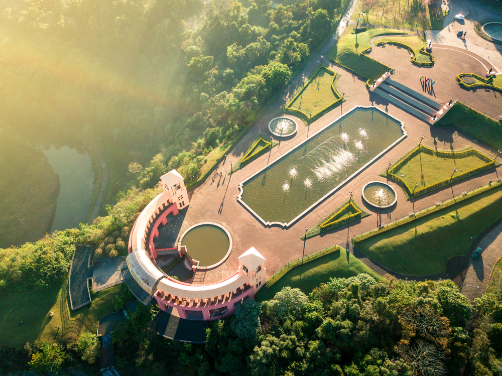 Parque Tangua Curitiba Parana Credito editorial Telles shutterstock 1130520410