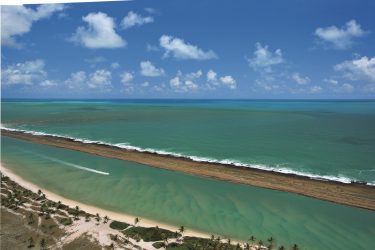 Praia de Muro Alto - Porto de Galinhas - Pernambuco | Crédito: Vinicius Lubambo
