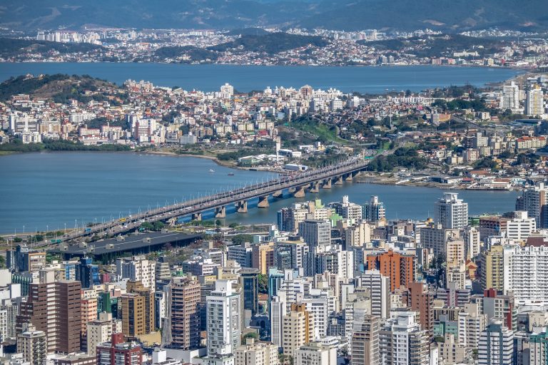Vista aérea de Florianópolis - Santa Catarina | Crédito: Shutterstock.com