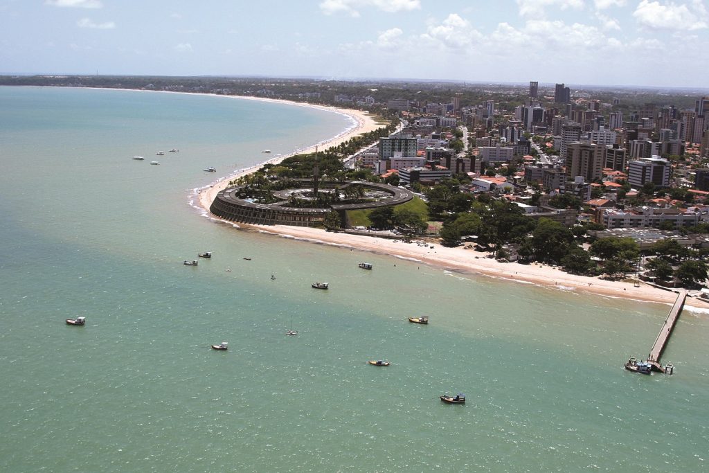 shutterstock_1060923980_aerial view_city of Joao Pessoa João Pessoa - Paraíba | Crédito: Shutterstock.com