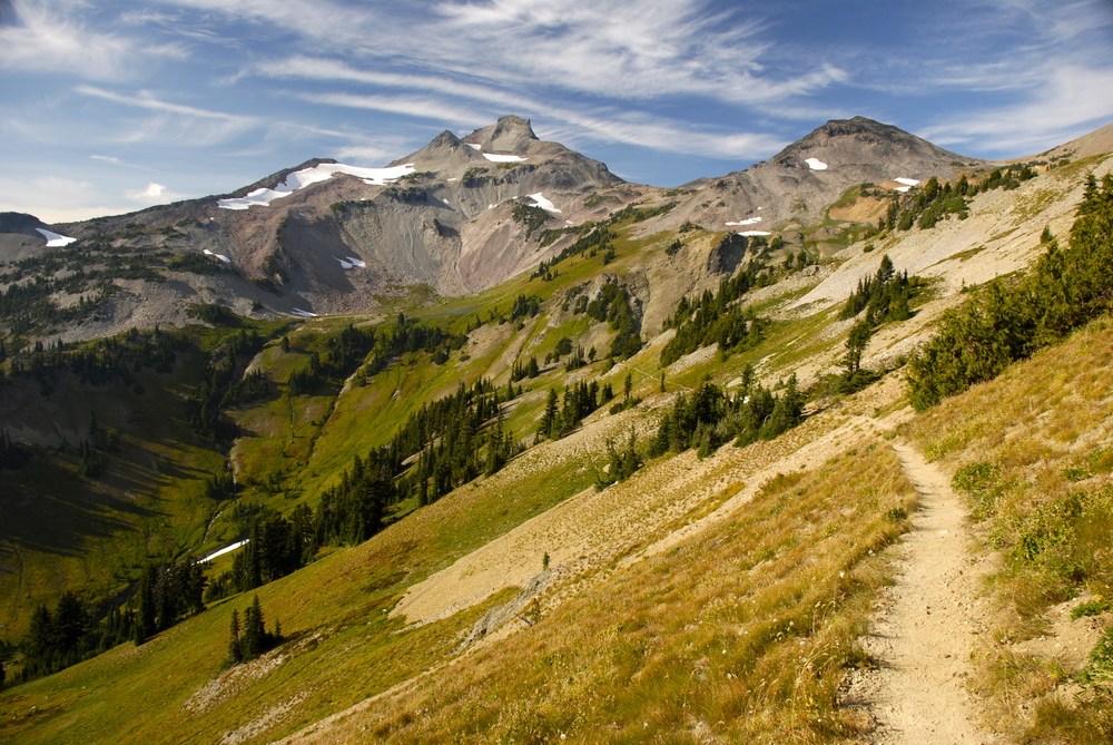 Filmes para viajar sem sair de casa: a protagonista de "Livre" percorreu a Pacific Crest Trail, trilha que vai dos Estados Unidos ao Canadá, a pé | Crédito: Shutterstock