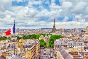 Paris Franca shutterstock 534148672 Faça muitas fotos, pois poucos lugares são mais fotogênicos do que Paris, a capital da França e um dos destinos mais famosos da Europa | Crédito: Shutterstock
