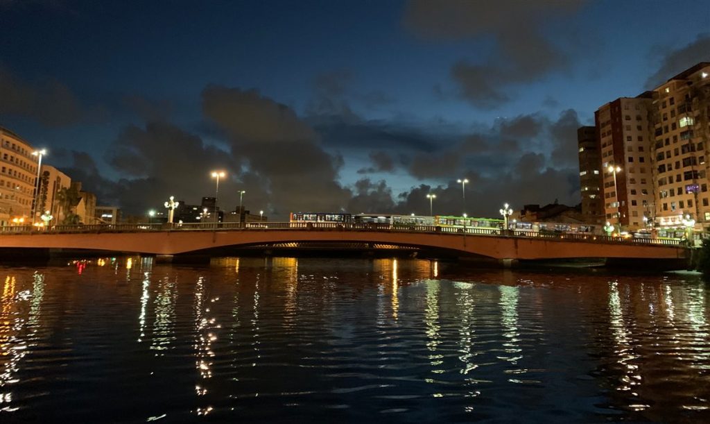 Passeio de catamarã em Recife está entre as atividades turísticas liberadas | Crédito: Artur Luiz Andrade Passeio de catamarã em Recife está entre as atividades turísticas liberadas | Crédito: Artur Luiz Andrade