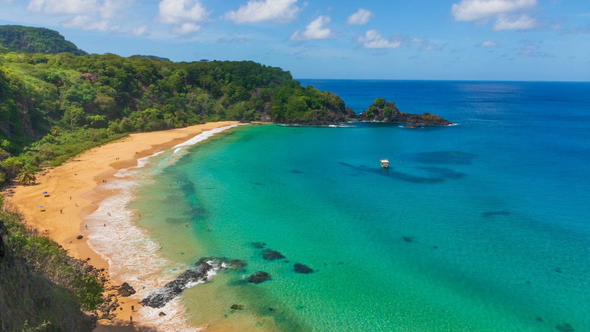 Baía do Sancho - Fernando de Noronha | Crédito: Shutterstock