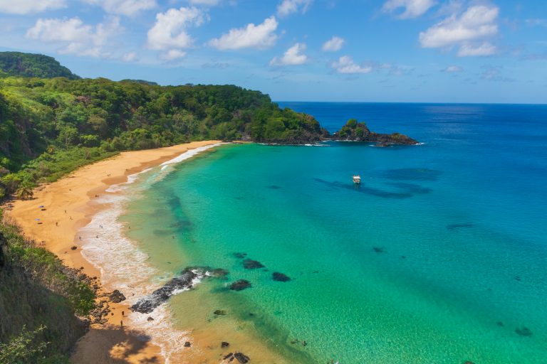 Baía do Sancho - Fernando de Noronha | Crédito: Shutterstock