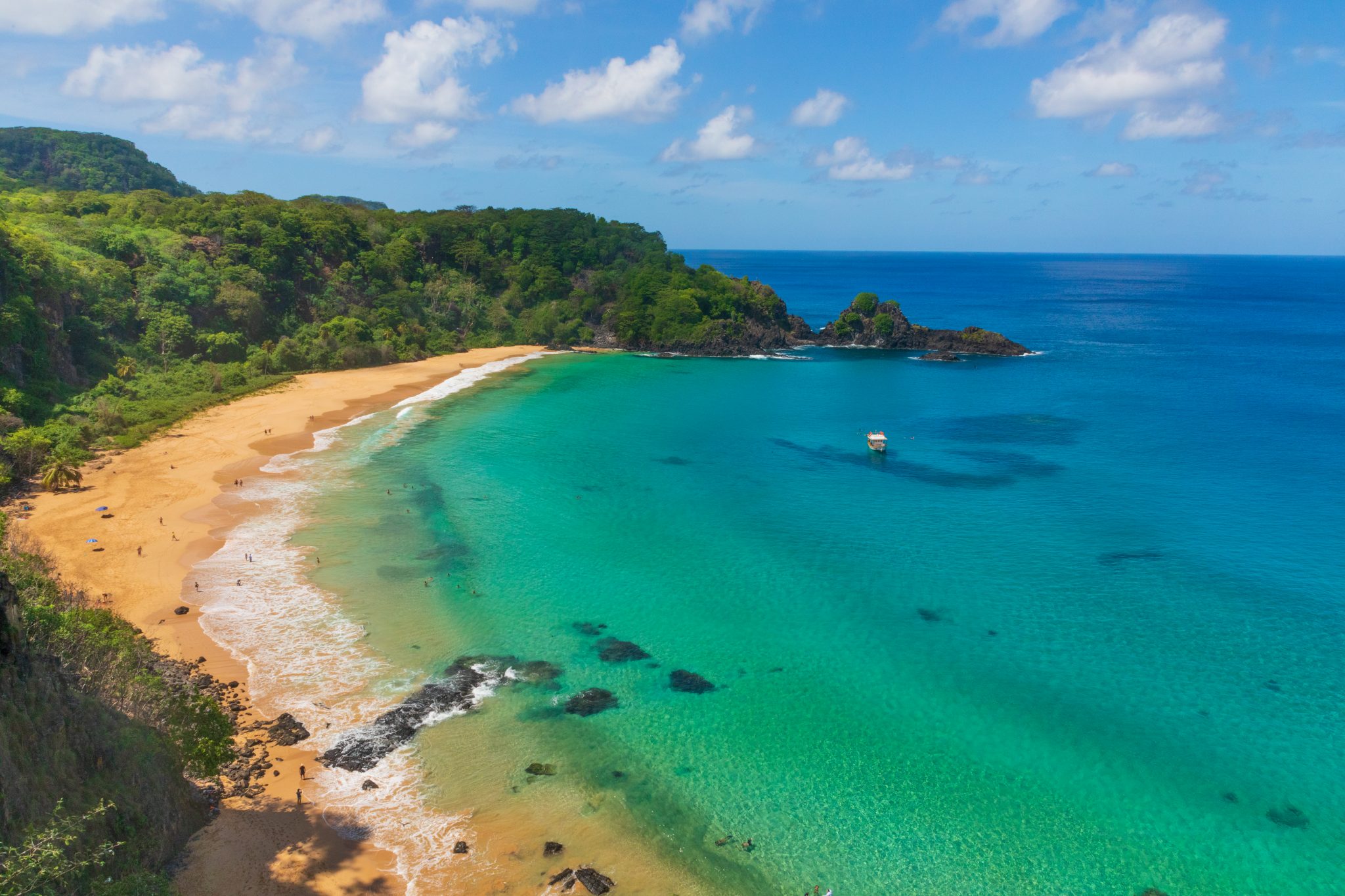 Baía do Sancho - Fernando de Noronha | Crédito: Shutterstock