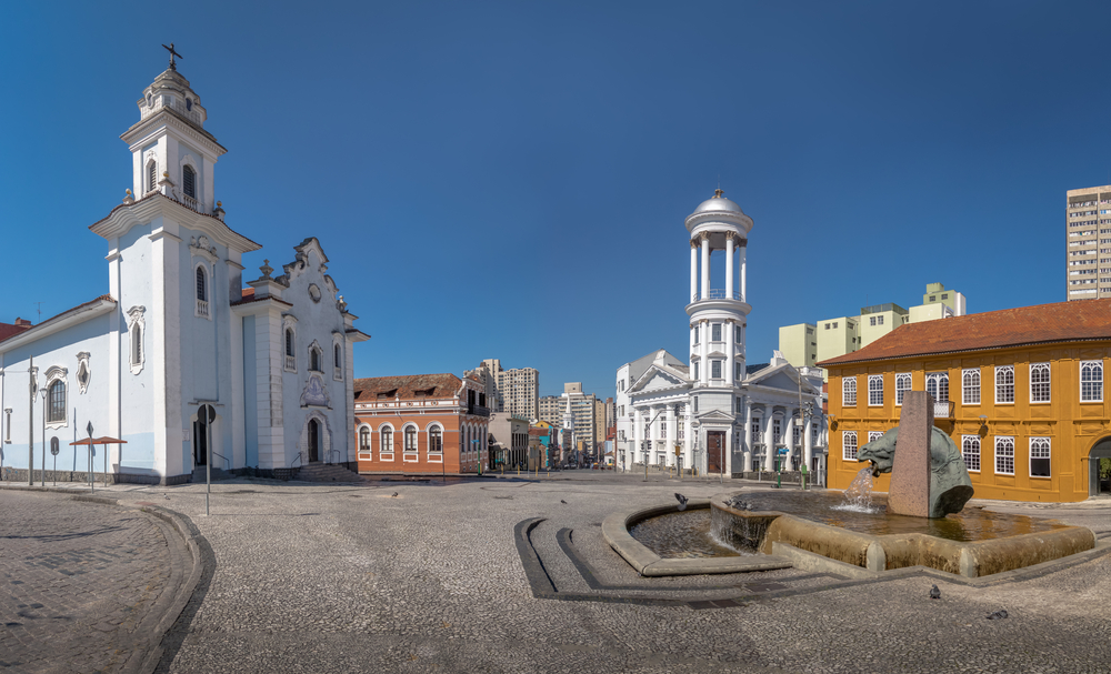 Praça Garibaldi - Curitiba - Paraná | Crédito: Shutterstock.com Praça Garibaldi - Curitiba - Paraná | Crédito: Shutterstock.com