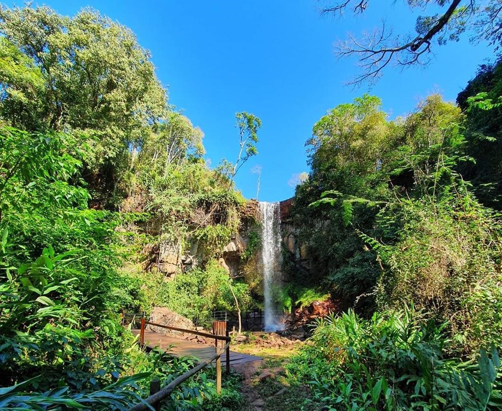 Cachoeira Três Quedas - Brotas - São Paulo | Crédito: Divulgação