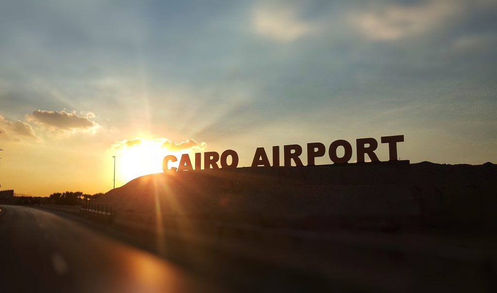 shutterstock Cairo Aeroporto Crédito editorial Abdelrahman Hassanein Shutterstock.com Aeroporto do Cairo - Egito | Crédito: Abdelrahman Hassanein / Shutterstock.com