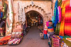 Quer mesclar diversão, gastronomia e muita cultura? Então conheça o Marrocos, um dos destinos que cabem no bolso | Crédito: Shutterstock