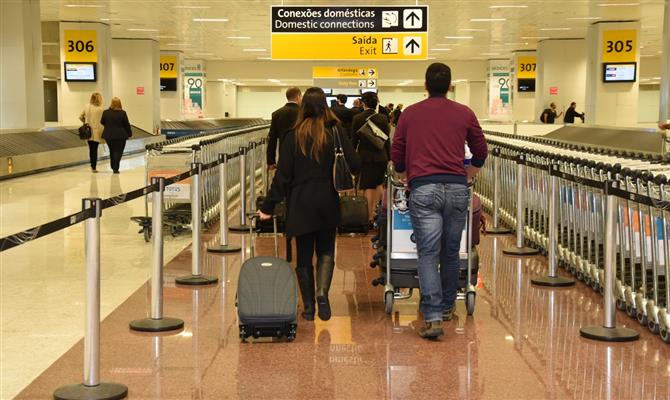 Credito Emerson Souza Panrotas A partir de 30/12/2020, brasileiros e estrangeiros que quiserem entrar no país por via aérea deverão apresentar teste PCR negativo| Crédito: Emerson Souza