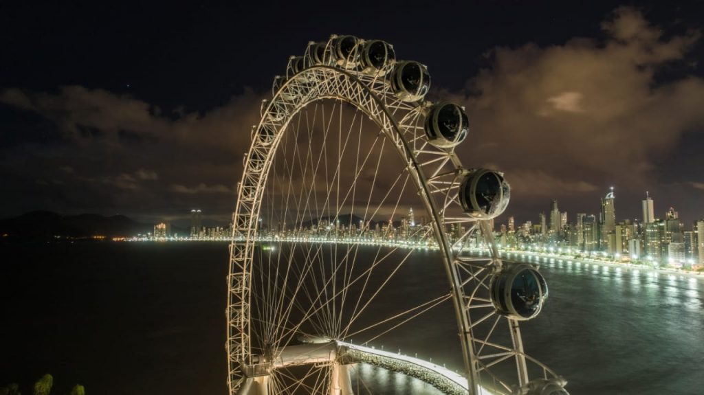 Balneário Camboriú inaugura FG Big Wheel | Segue Viagem