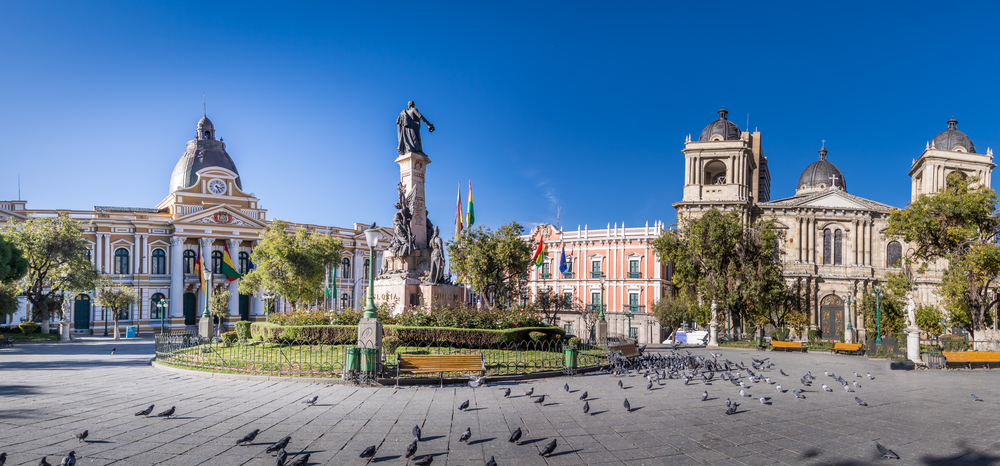 Palácio Boliviano do Governo e Catedral Metropolitana La Paz Bolívia shutterstock 478145191 Palácio Boliviano do Governo e Catedral Metropolitana La Paz Bolívia shutterstock 478145191