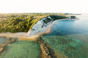 Praia do Espelho Bahia shutterstock 1398839336