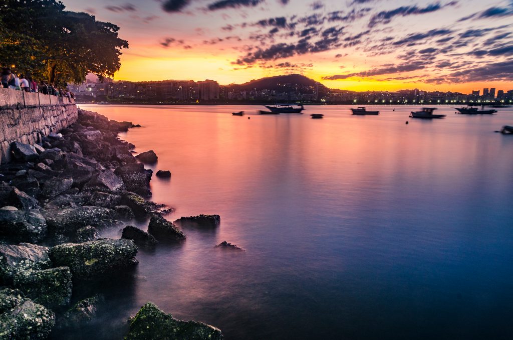 Mureta da Urca - Rio de Janeiro | Crédito editorial: Juliano Galvao Gomes / Shutterstock.com