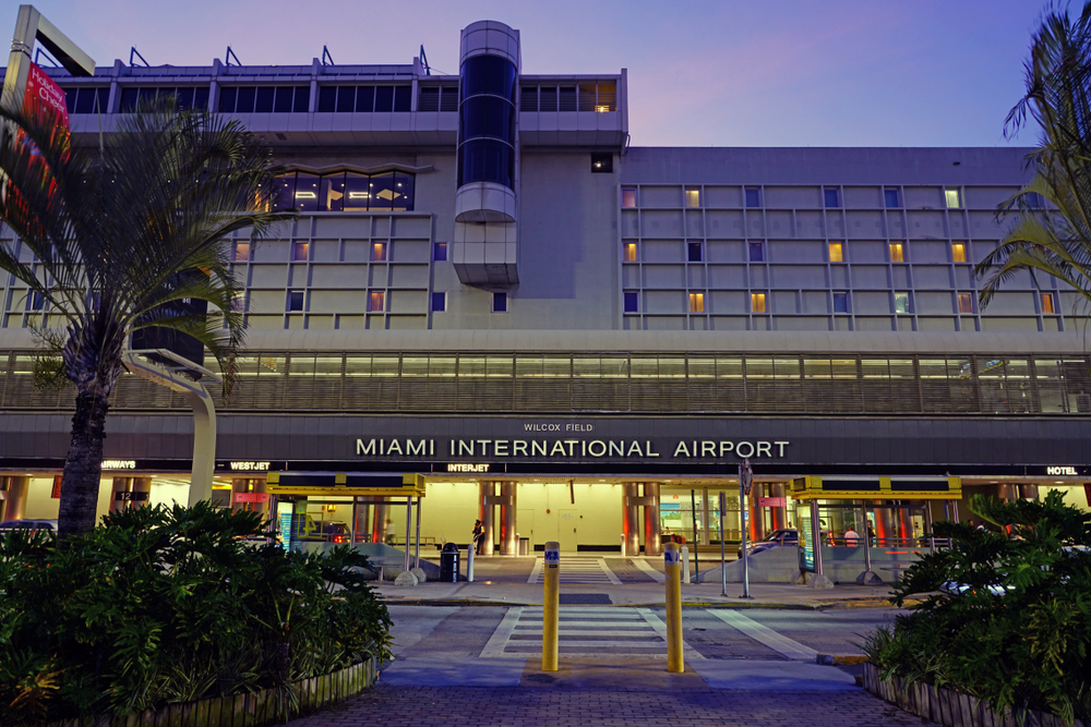 Aeroporto Internacional de Miami EUA Credito editorial EQRoy shutterstock 1321700780 Aeroporto Internacional de Miami EUA Credito editorial EQRoy shutterstock 1321700780