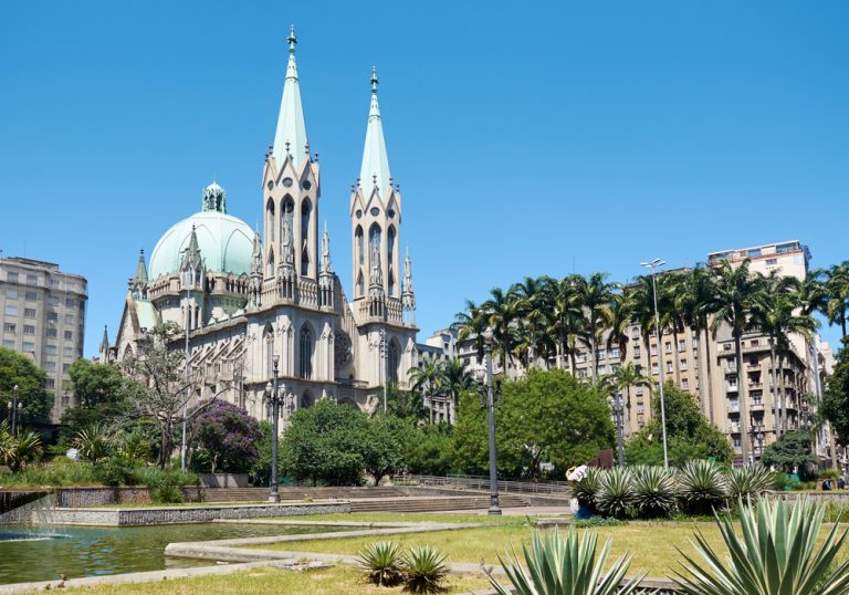Catedral da Se Sao Paulo shutterstock 420864997