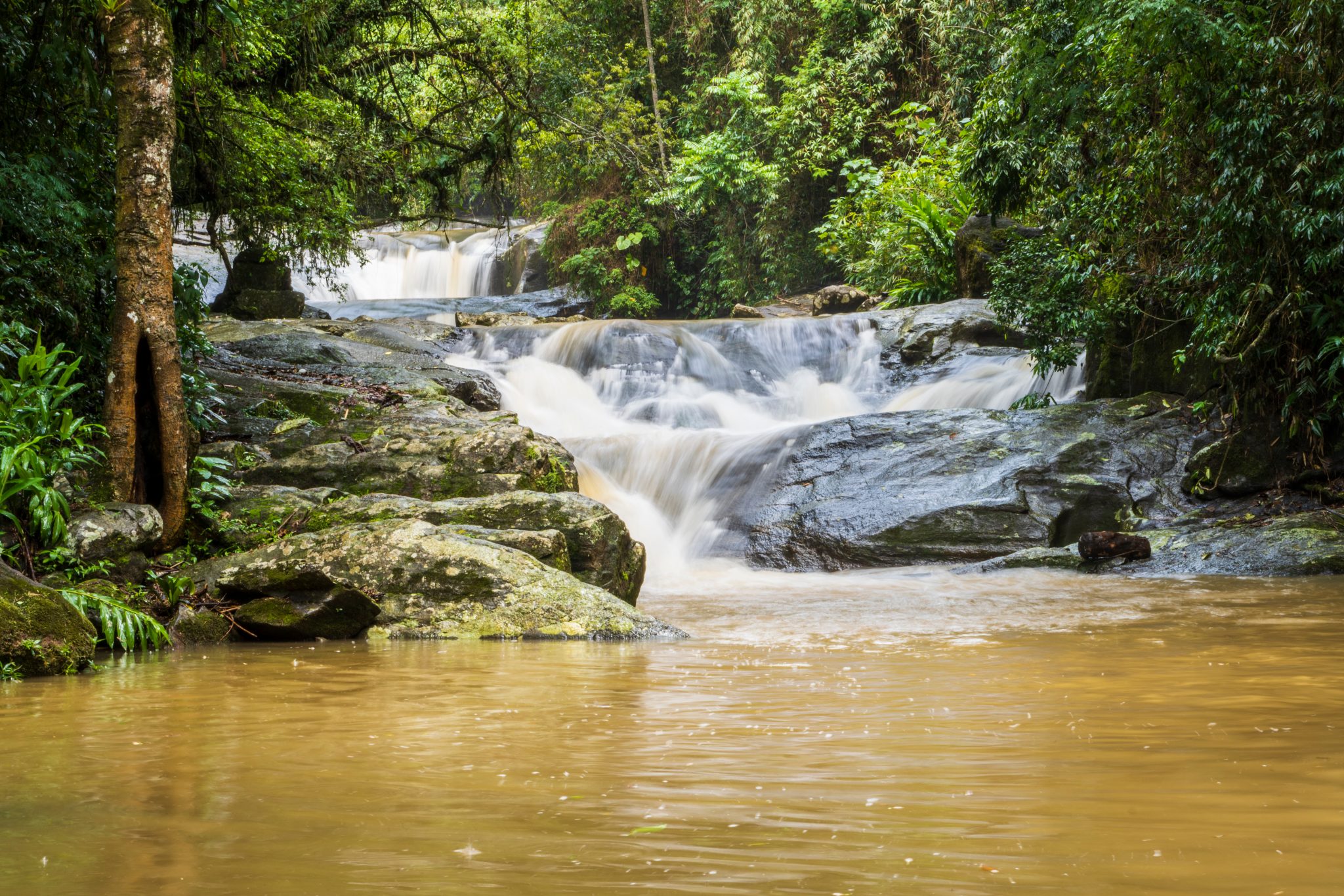 Três Cachoeiras - Penedo - Rio de Janeiro | Crédito: Shutterstock