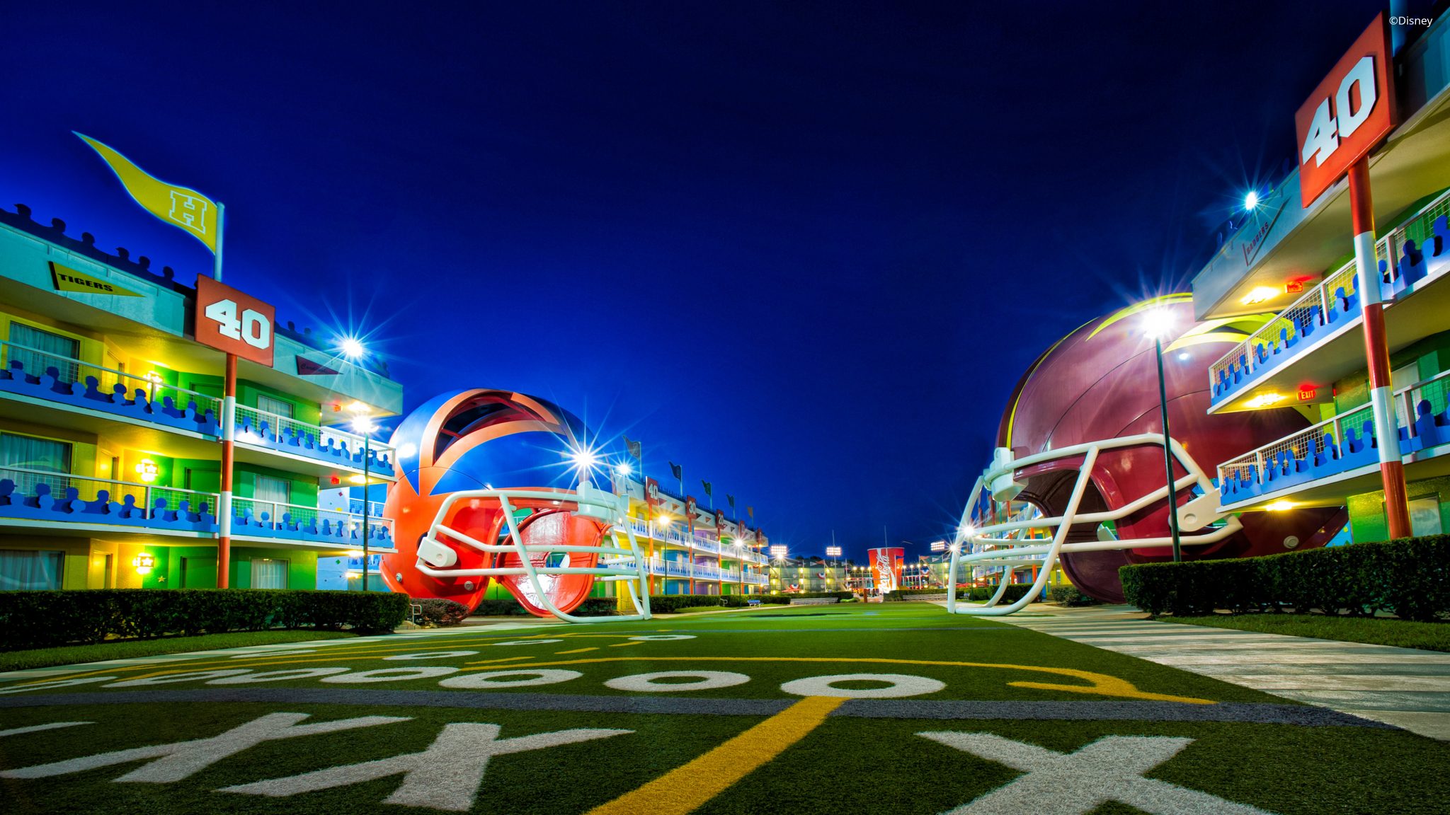 RESORTS All Star Sports football exterior