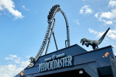 Jurassic World VelociCoaster será inaugurada em 10 de junho no Universal Orlando Resort | Crédito: Divulgação