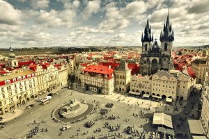 Praga Republica Tcheca shutterstock 137901659