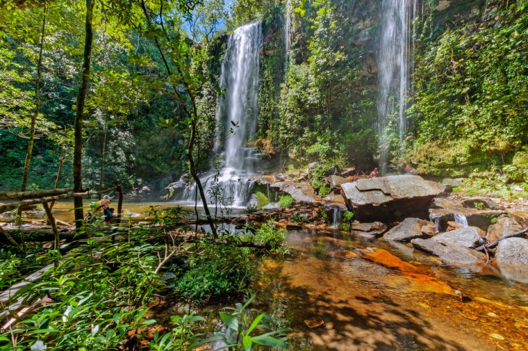 Cachoeira do Rosario Pirenopolis Goias Credito editorial Wagner Santos de Almeida shutterstock 1684044160