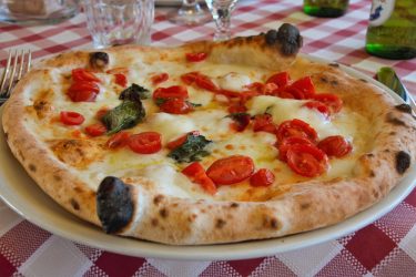 Napoles Italia shutterstock 538274758