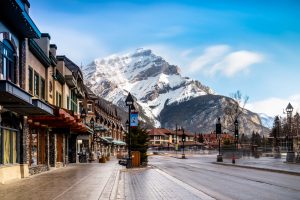 Banff Alberta Canada shutterstock 1138051346 Banff Alberta Canada shutterstock 1138051346