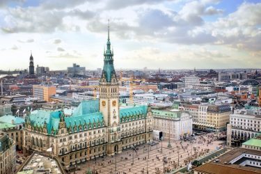 Hamburgo Alemanha shutterstock 620589149