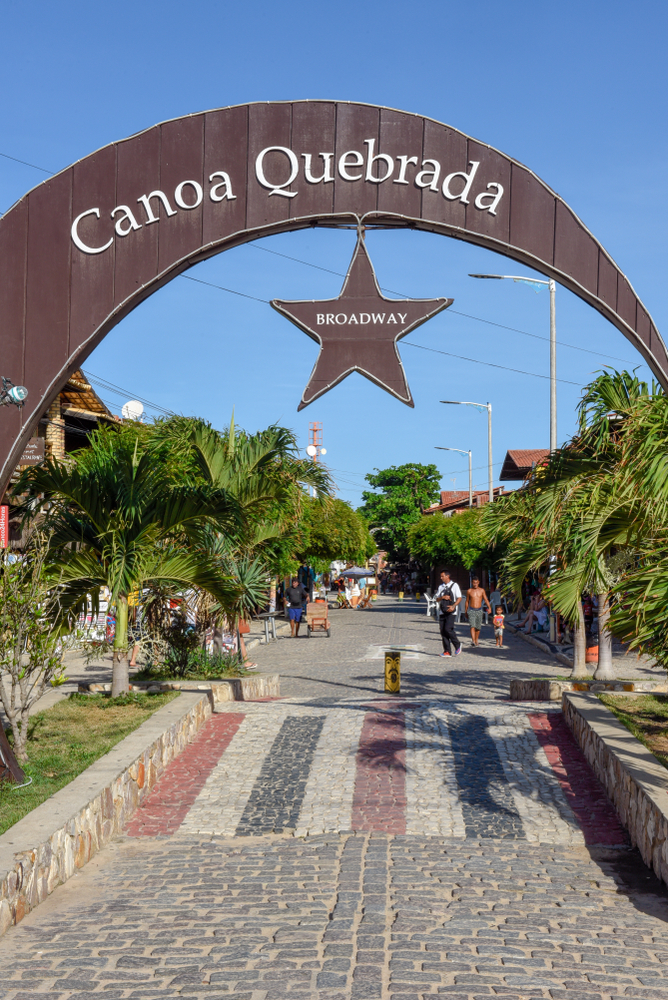 Rua Broadway Canoa Quebrada Ceara Credito editorial Stefano Ember shutterstock 1323750956