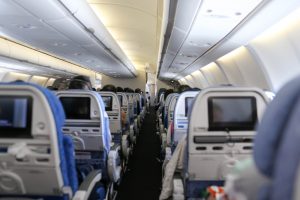 Aviao shutterstock 1478409962