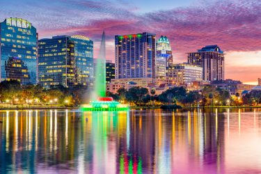 Lago Eola Orlando Estados Unidos shutterstock 262697789