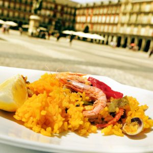 Paella Madri Espanha shutterstock 213396166