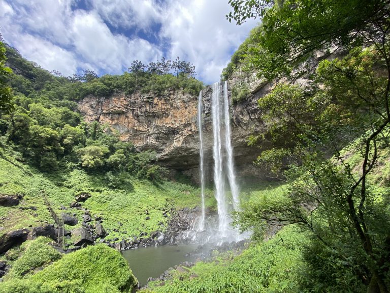 Cascata do Caracol Pe da Cascata Explorer Canela Rio Grande do Sul Credito Everton Silva