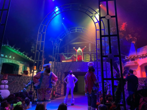 Gramado Rio Grande do Sul 1 O encontro com o Papai Noel é um dos momentos mais aguardados do show "O Reino do Natal", que faz parte do Natal Luz de Gramado | Crédito: Everton Silva