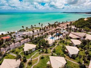 Hotéis no Nordeste: se amarra em fotos? Então se lista nessa vista panorâmica do AcquaPipa Resort, em Tibau do Sul (RN) | Crédito: Divulgação