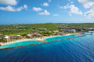 Antes de qualquer coisa, quem fica nos resorts da AMR Collection tem direito a uma vista dessa | Sunscape Curaçao Resort Spa & Casino | Crédito: Divulgação 