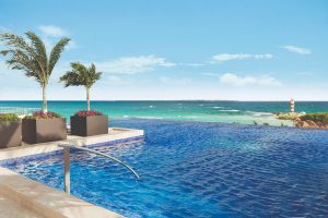 Hyatt Ziva Cancun Mexico piscina Credito Divulgacao Hyatt Ziva Cancun Mexico piscina Credito Divulgacao