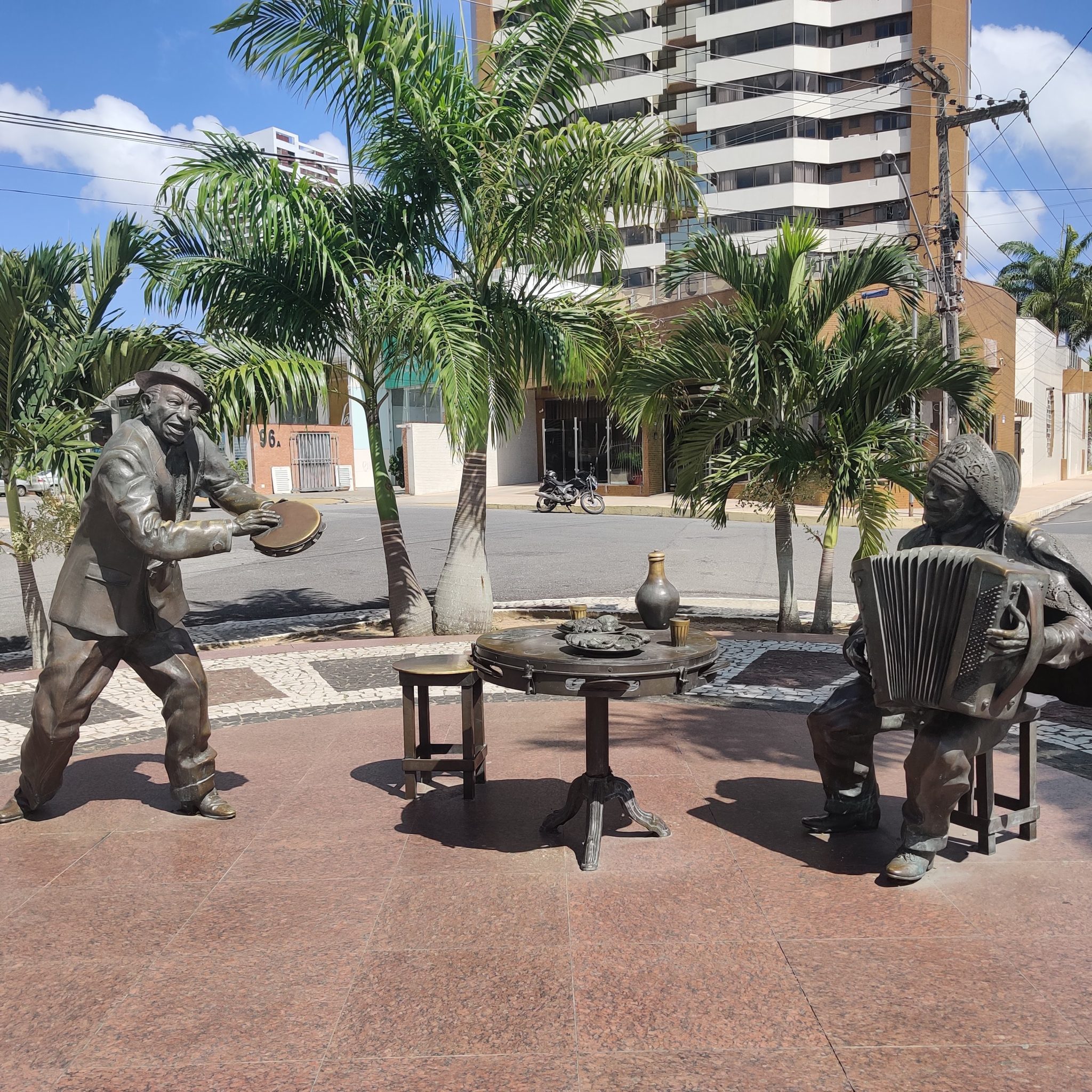 Monumento Farra de Bodega Jackson do Pandeiro e Luiz Gonzaga Campina Grande 2 Crédito: Bruna Dinardi