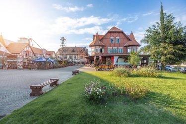 blumenau shutterstock 2035672274