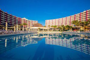crown paradise club cancun 4