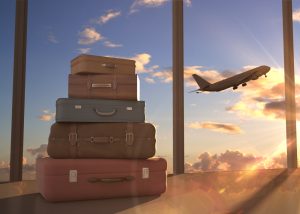 mala de viagem shutterstock 144112840 Dia Mundial do Turismo: se amarra em viagens? Então lembre-se: sempre viaje com o apoio de um(a) agente de viagens | Crédito: Shutterstock